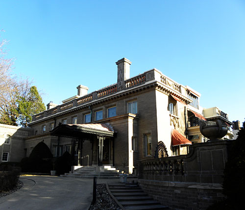 Lake of the Isles Mansion