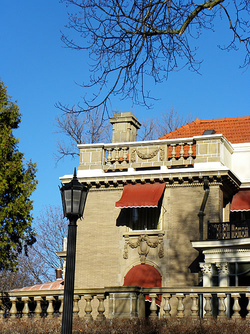 Lake of the Isles Mansion