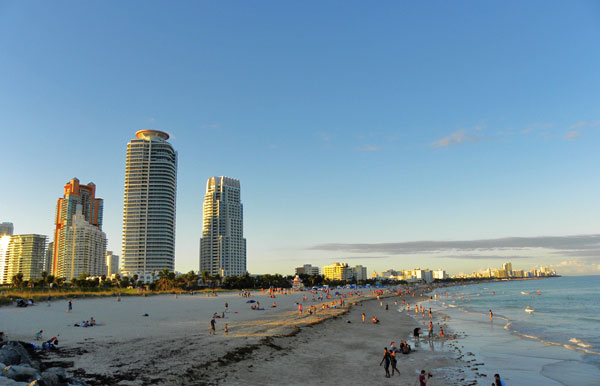 Pictures of South Pointe on Miami Beach at the end of Chanukah.