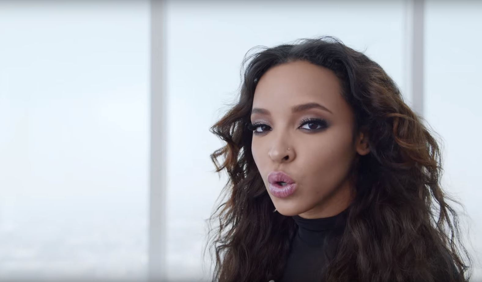 Tinashe Player Music Video