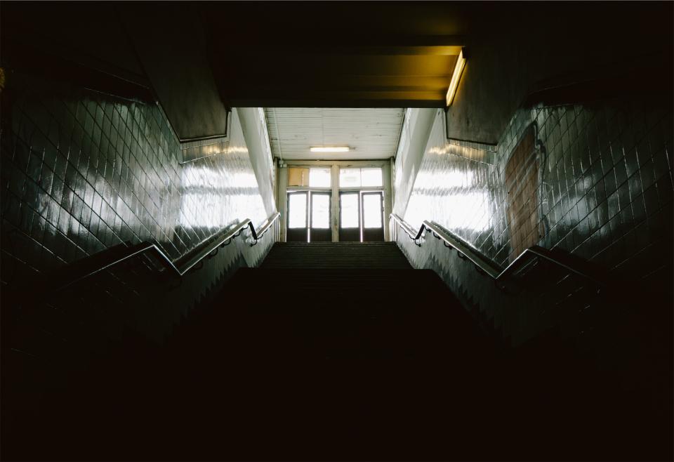 Dark stairwell by Carlos Martinez via Stocksnap