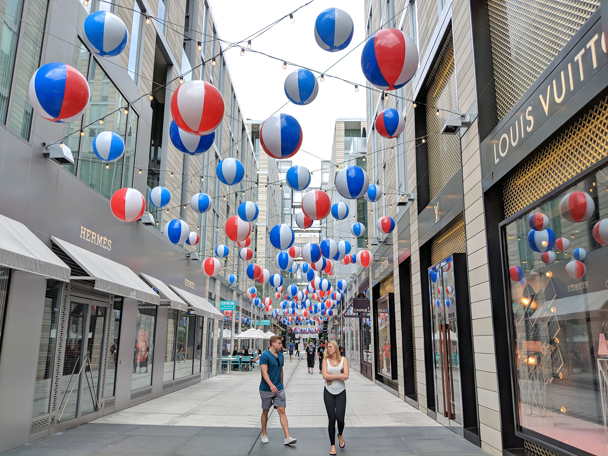 The summer balloon decorations at CityCenter D.C.
