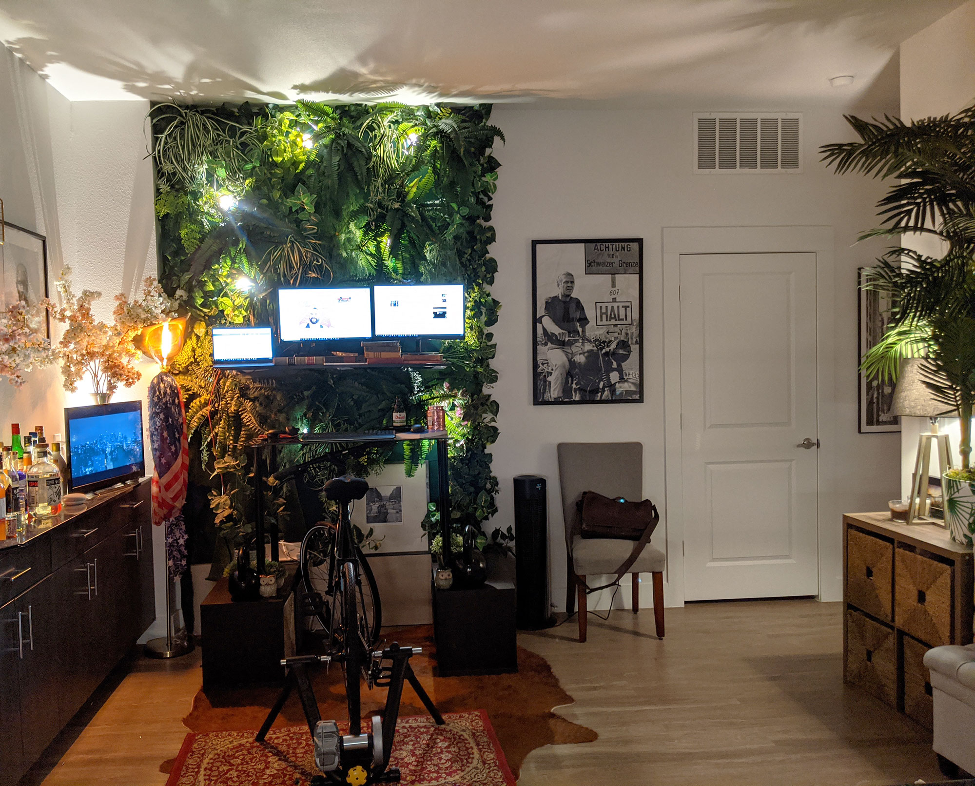 My new faux-green wall and bike desk combo.