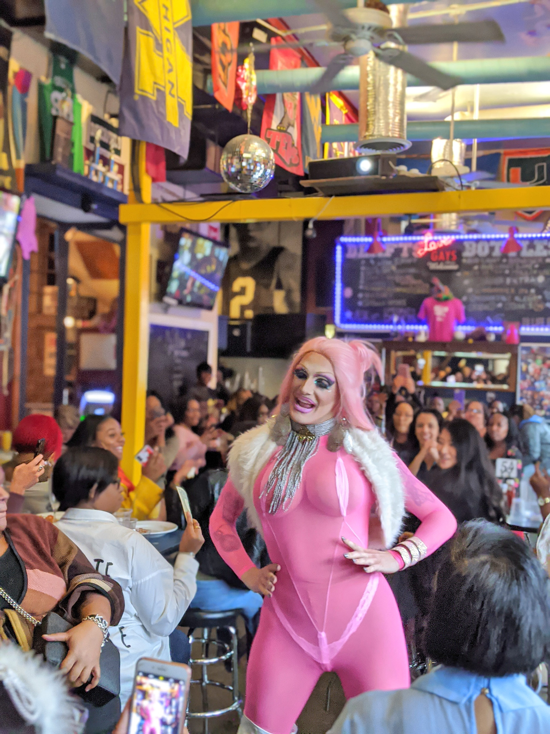 Washington DC Drag Queen Alexa Shontelle at Nellies Sports Bar drag brunch.