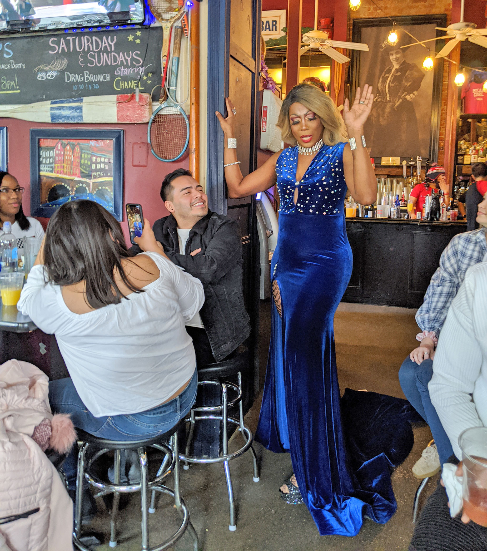 Drag queen Sapphire Ardwick Ardmore-Blue performing at Nellies Brunch.