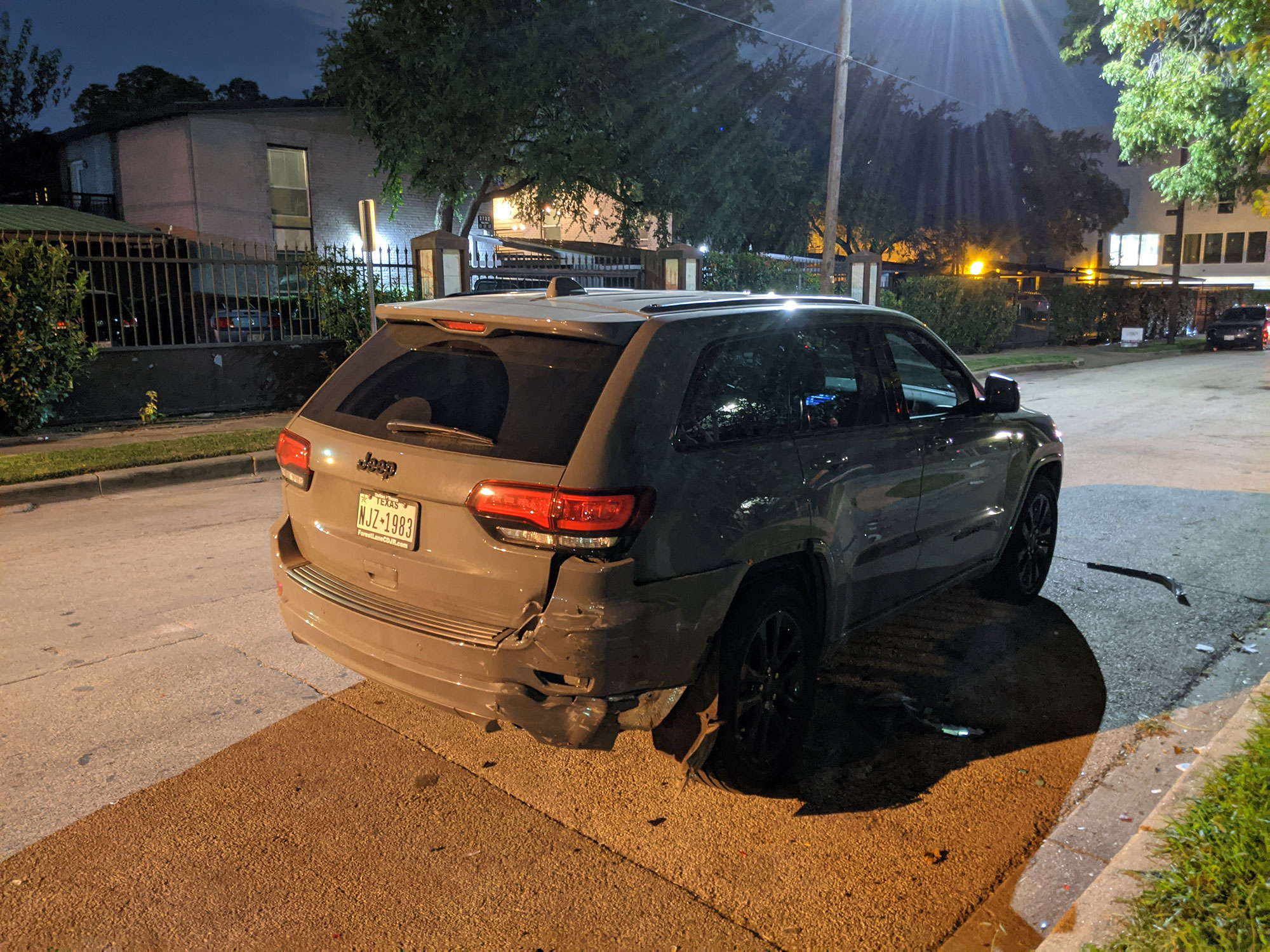 A weekend car accident in Oak Lawn, Dallas.